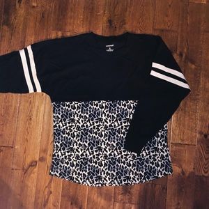 Oversized Boxercraft Black Leopard Spirit Jersey